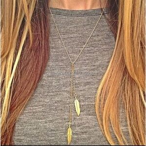 Farah Jewelry Gold Feather Necklace